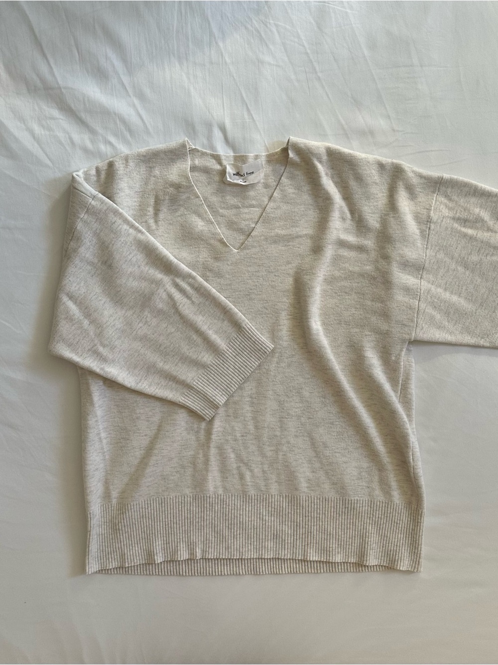 Aritzia Babaton Souvenir Set